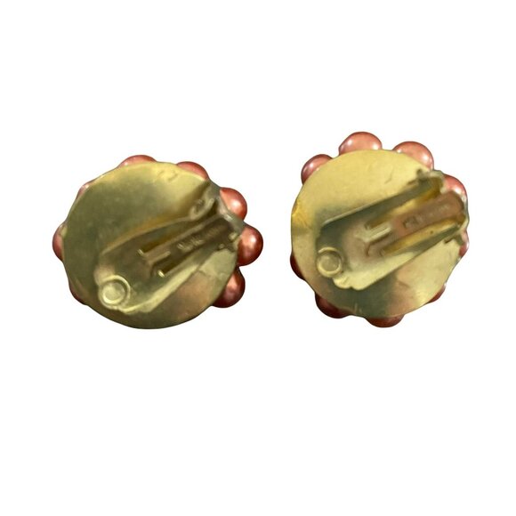 Vintage Gold-Tone Clip-On Earrings With Warm Coral Bronze Faux Pearl - Picture 3 of 3